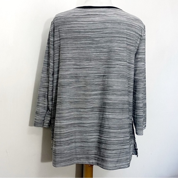 Alfred Dunner Butterfly Motif Applique Space Dye Black and Gray Knit Top L - Picture 6 of 8